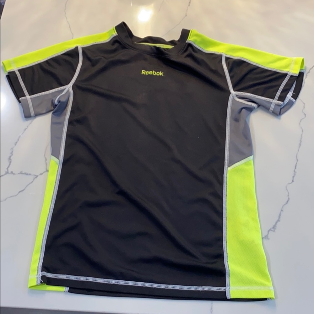 Reebok t-shirt